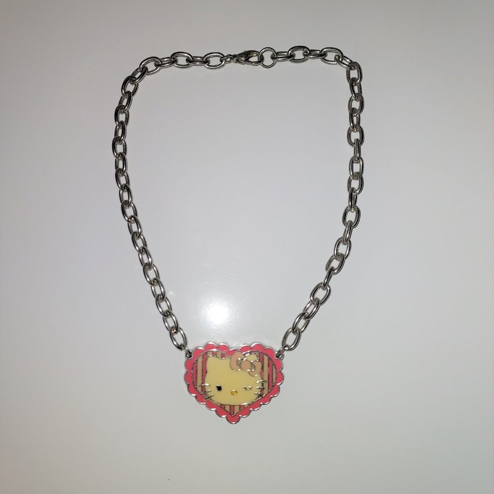 Rare: Hello Kitty Pink 1976 SANRIO Winking Hello Kitty Necklace Vintage